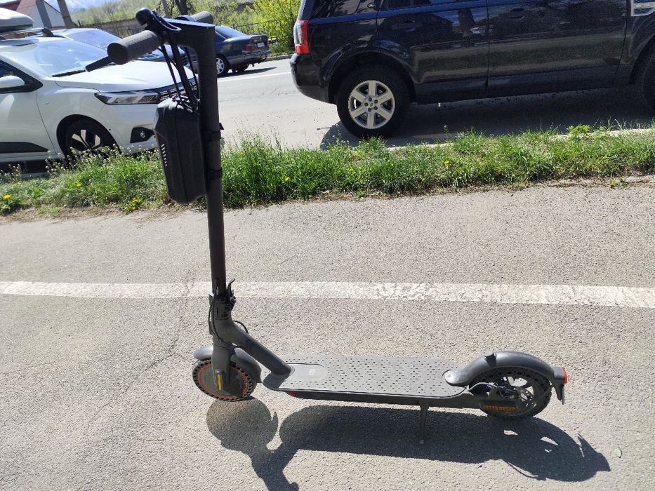 Trotineta electrica Xiaomi Mi Electric Scooter Pro 2