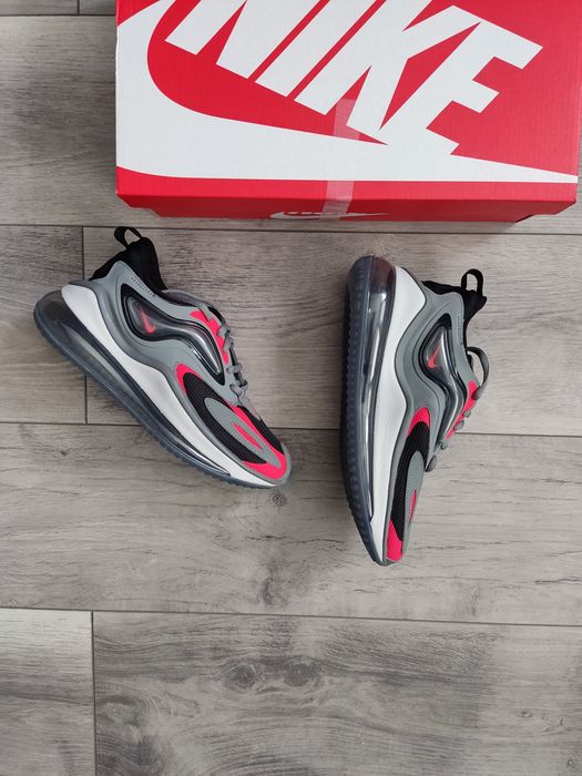 Nike Air Max 720 Zephyr