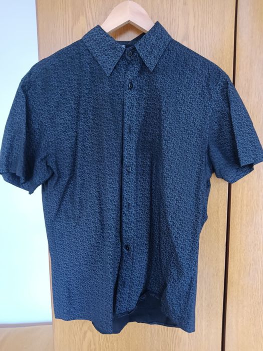 Черен мъжки костюм - риза и сако