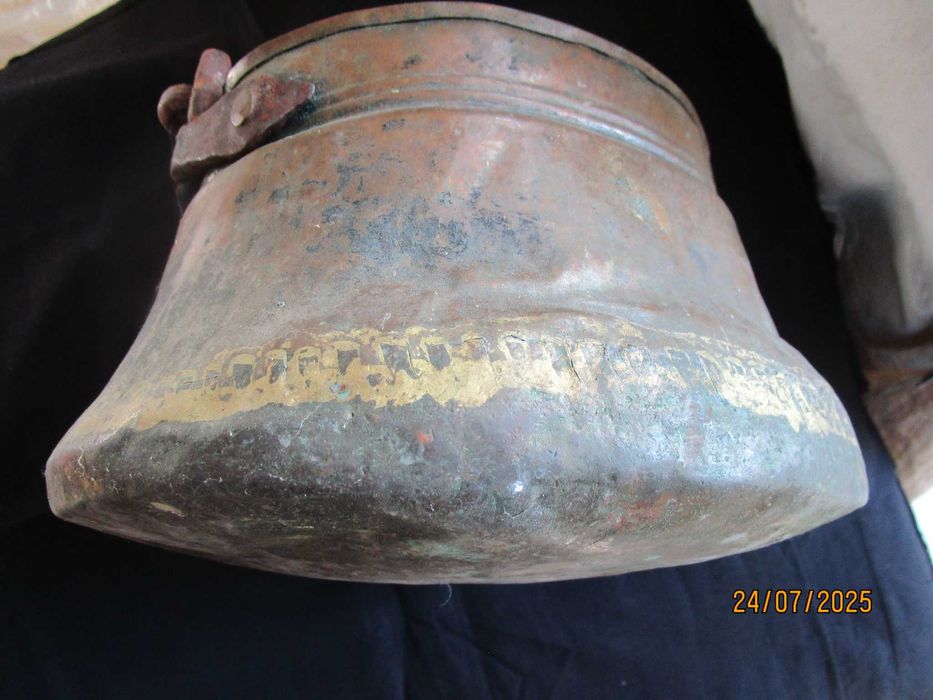 Автентично старинно котле