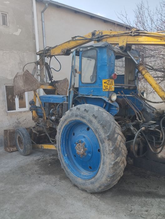 ЮМЗ ттз100 Ekskovator sotiladi hamma joyiga jovob