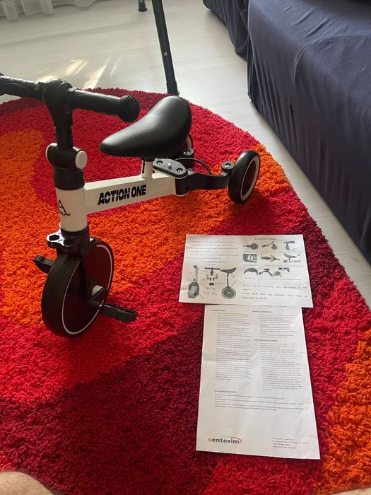 Bicicleta multifuncțională 4 in 1 cu pedale noua
