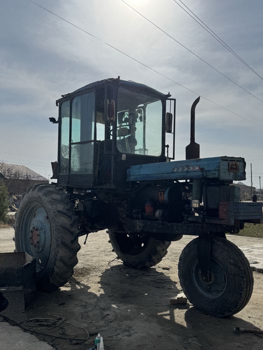 Трактор Т28 сотилади.