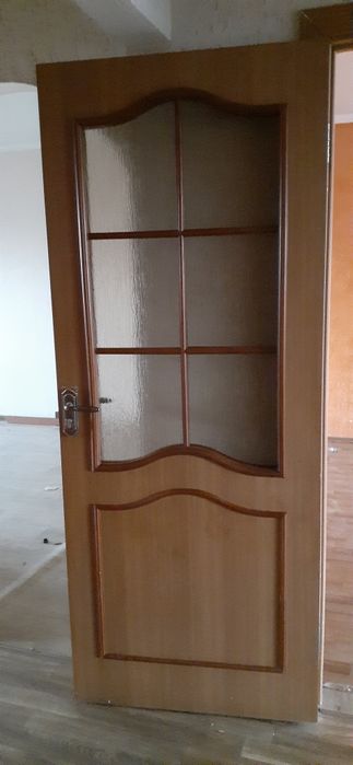Межкомнатные двери б/у