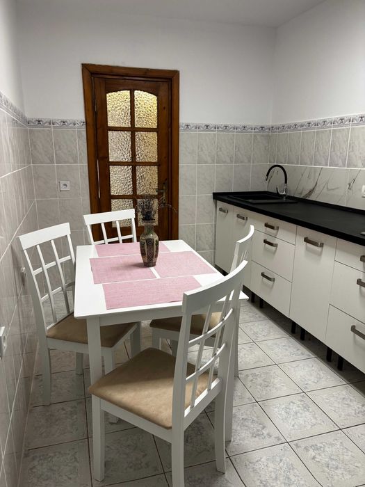 Apartament 3 camere, decomandat, parter, stradal, ideal birou, cabinet