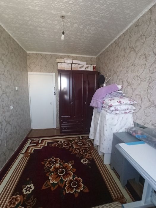 3 xonalik kvartira sotiladi remonti zur 10 mkr