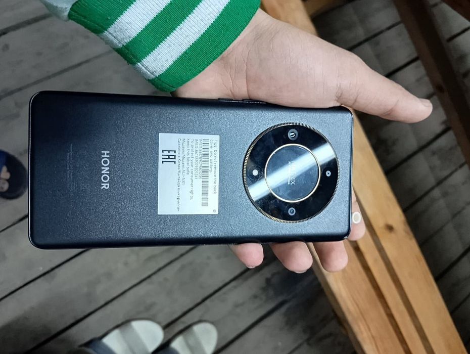 honor x9b
XOTIRA 12 GA 256
BATERIYA 5800 MAC
RANG QOR