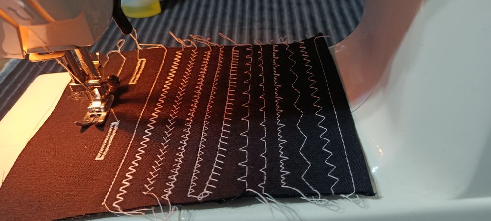 Mașina cusut Privileg