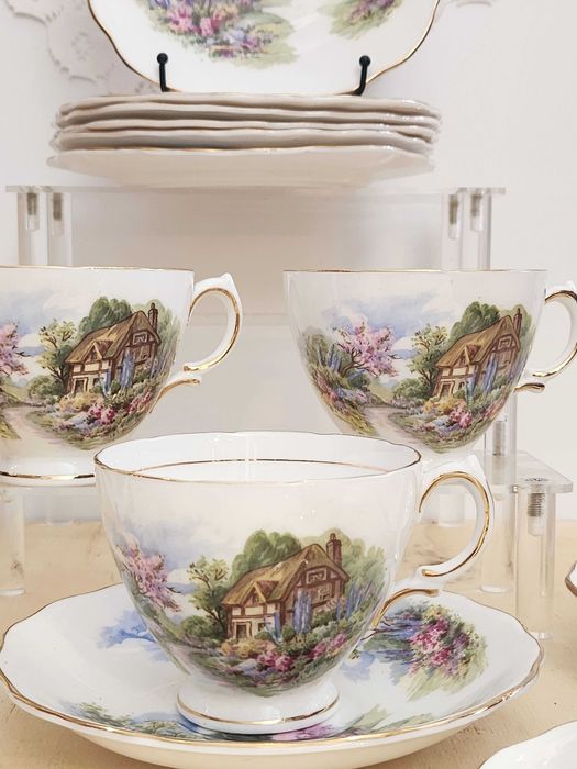Чаен сервиз Royal Vale с английски пейзажи за 6 души
