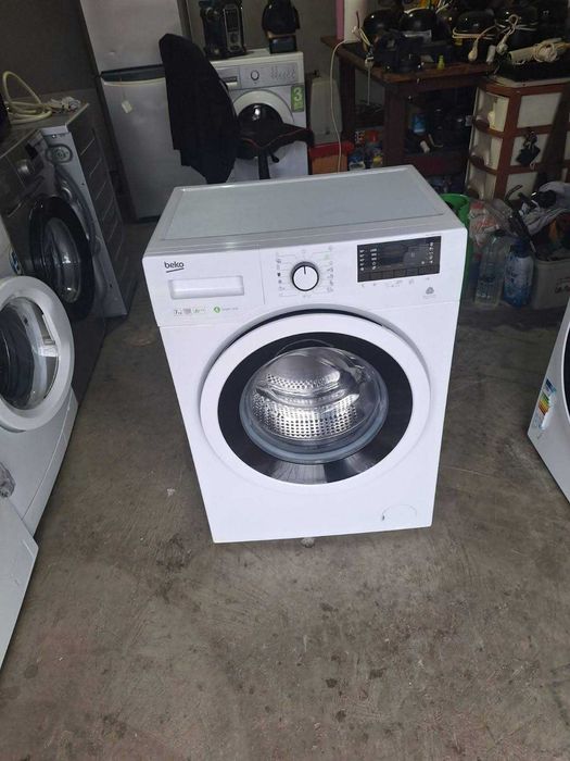 Masina de spalat rufe Beko / A+++ / 7 Kg / 1000 RPM / IMPECABILA
