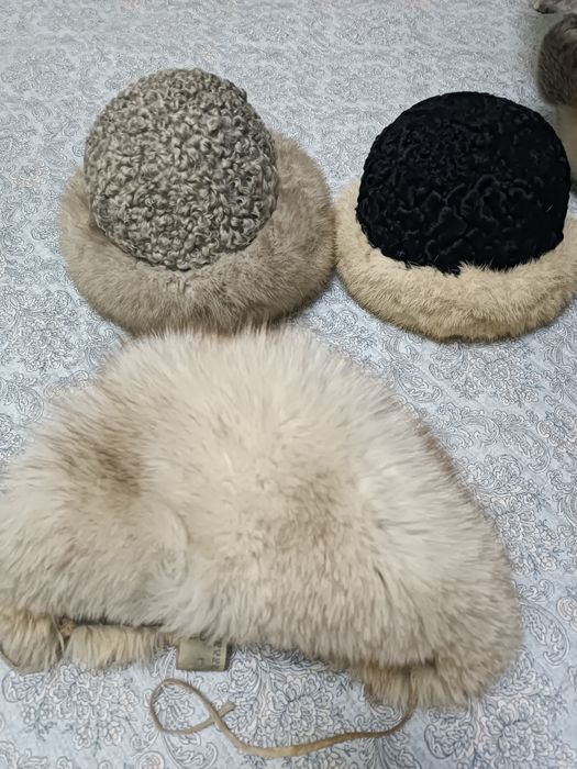 Продаю, дарю шапки из натурального меха