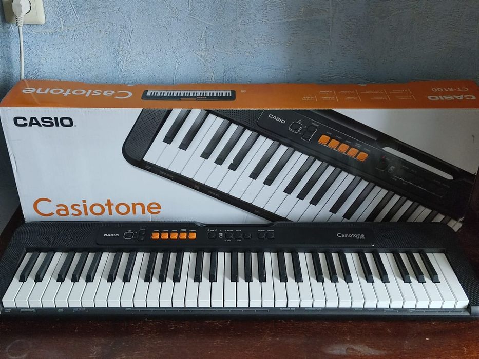 Синтезатор Casio CT-S100