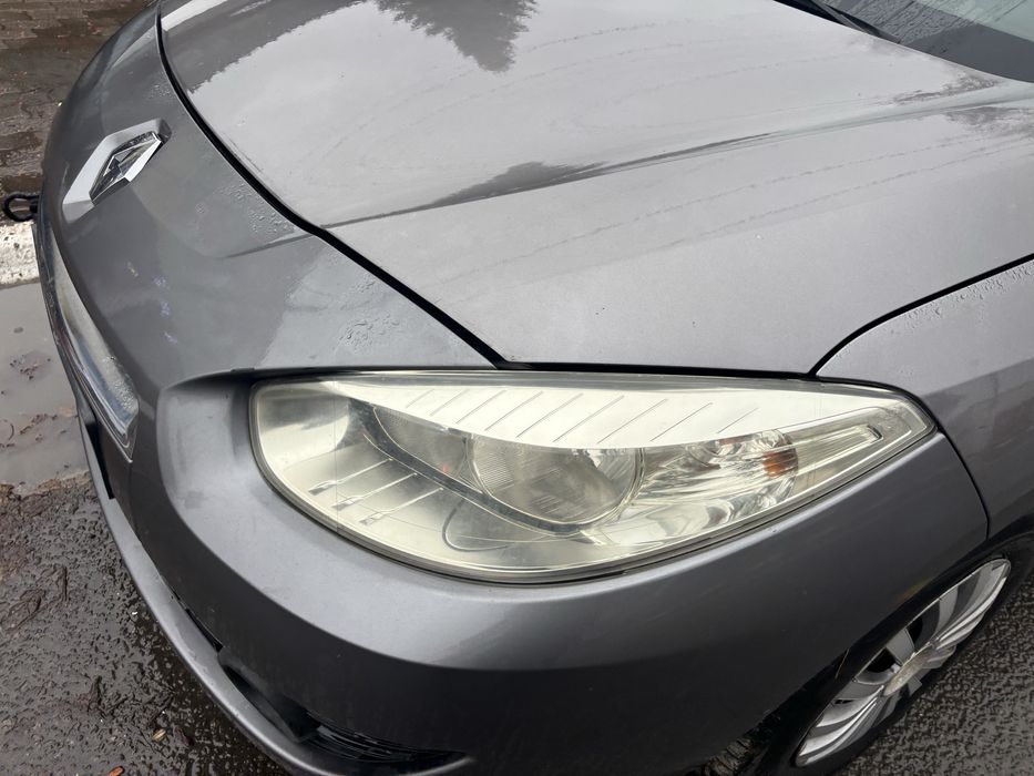 Bara fata renault fluence 2011