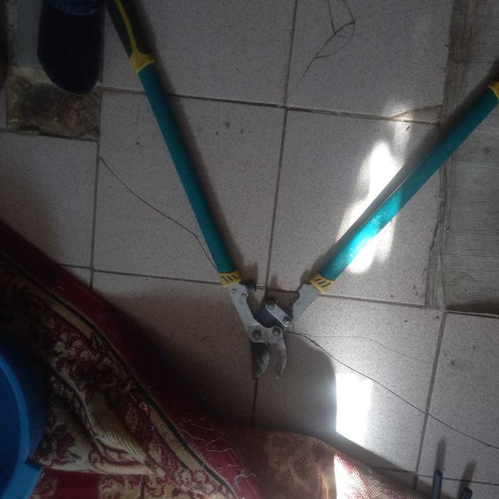 Продам сучкорез б/у