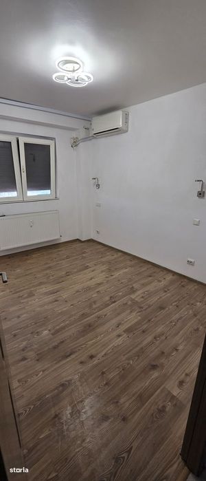 Berceni,2 min.metrou-Aparatorii patriei,an 1986,parcare ADP,boxa!