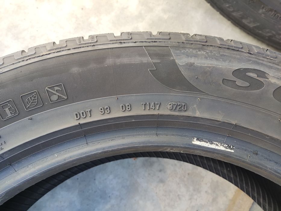 235/55/19 Pirelli