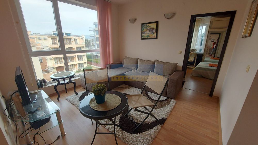 Продава се Двустаен апартамент в к.к. Слънчев бряг - 52 кв.м за 687 €/кв.м - Снимка #6