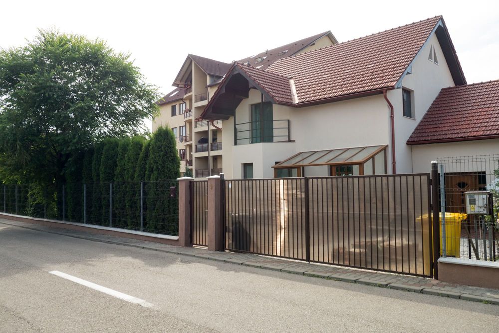 Casa cu teren de vânzare în Bistrița