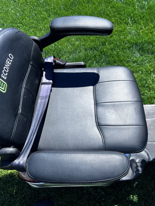 Motociclu electric Econelo pt batrani scuter scooter pers dizabilitati