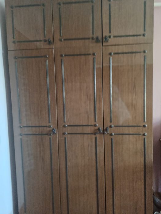 Продам Шифонер  б/у