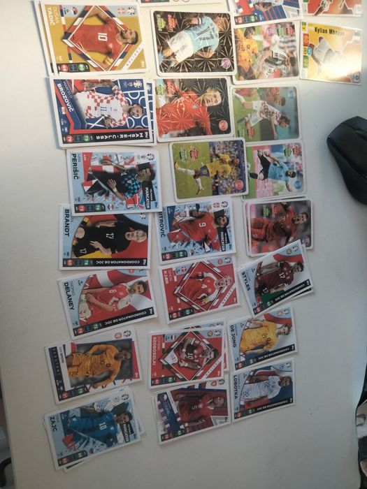 Schimb cartonase fotbalisti