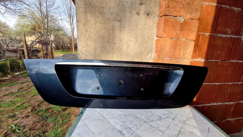 Авточасти за Mercedes w211 парктроник, пепелни, пръскалки и други