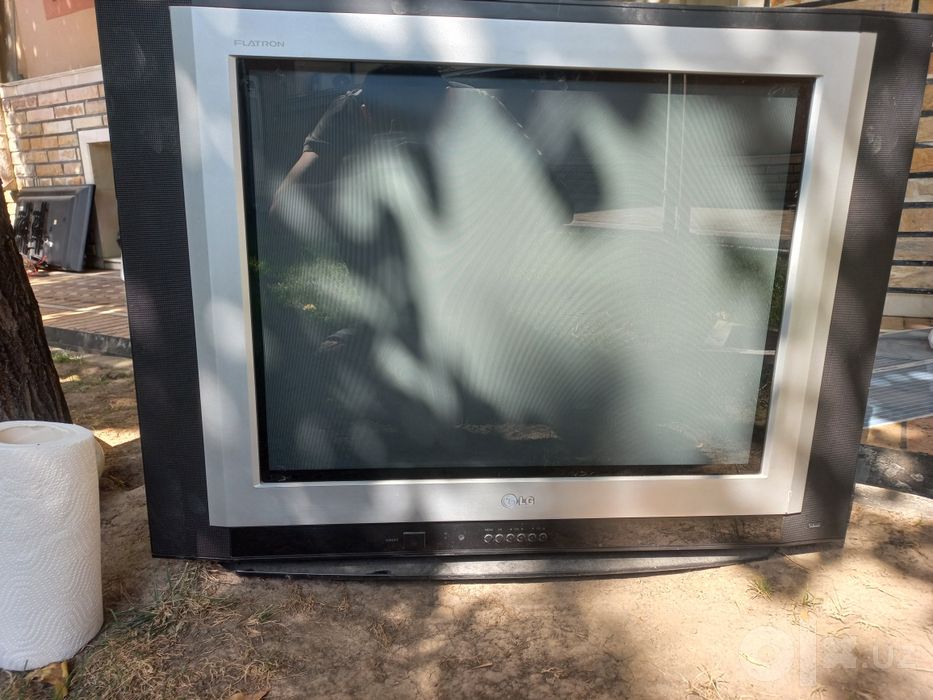 LG televizor 72 sm lik sotiladi