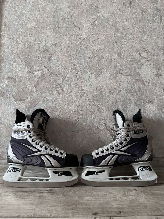 Продам детские коньки