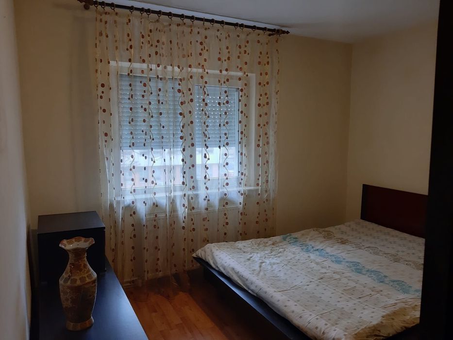 Apartament cu 2 camere de închiriat