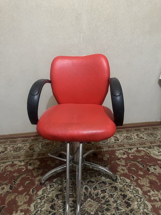 Кресло для парикмахеской