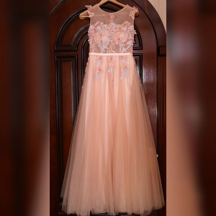 Срочно. Вечернее персиковое платье. Размер S