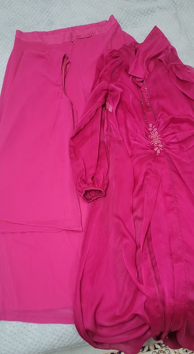 Срочно продаётся платья