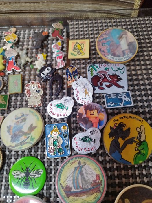 Продам значки СССР