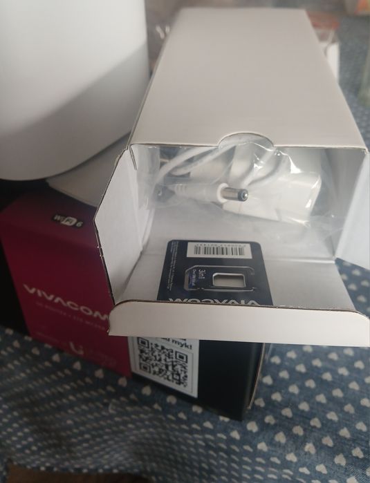 Безжичен рутер, ZTE MC888, 5G, 17GB/s, Бял