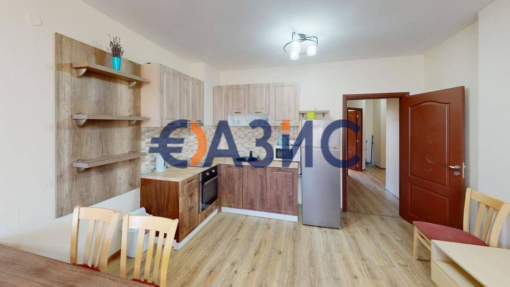 Продава се Тристаен апартамент в к.к. Слънчев бряг - 99 кв.м за 960 €/кв.м - Снимка #1