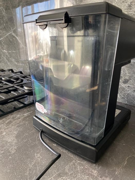 Кофеварка продам