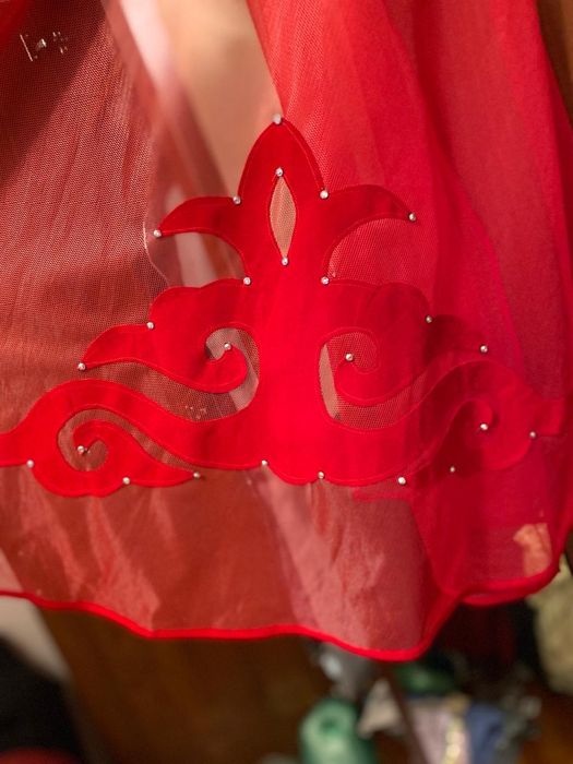 Накидка продам 5000 тг