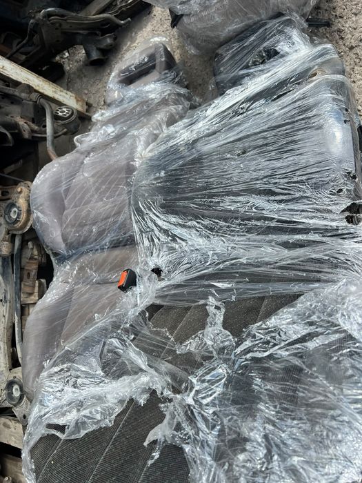 Авто разбор Ауди с4 салоны.