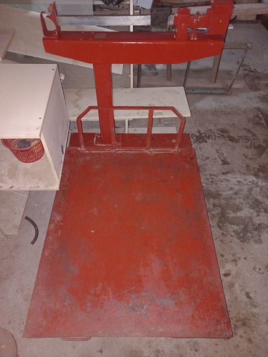 Тороз сотилади 1 тонналик