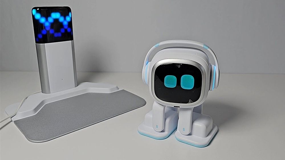 Ai Robot "Emo Go Home" Yangi. ИИ Робот Новый.