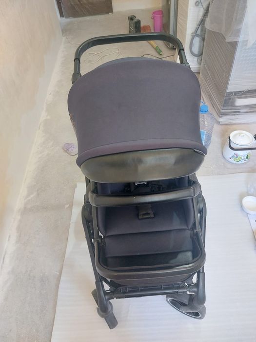 Срочно продам коляску.