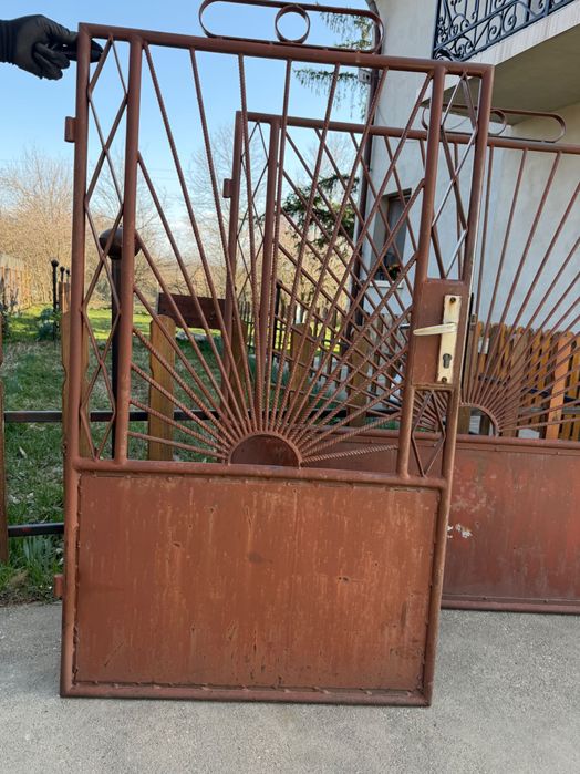 Входни врати за къща