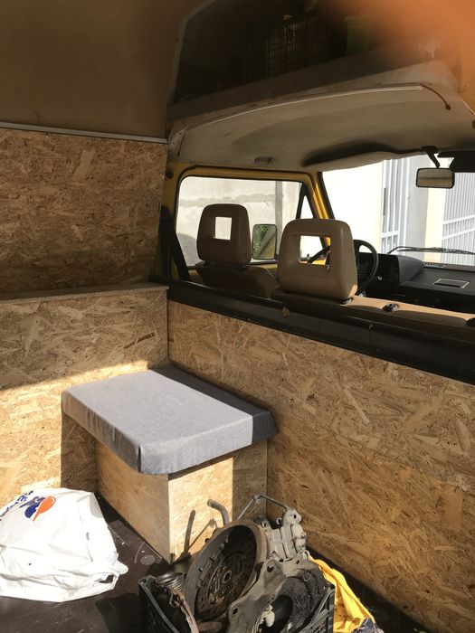 Vand VW t3 postas transporter bere  ambulant