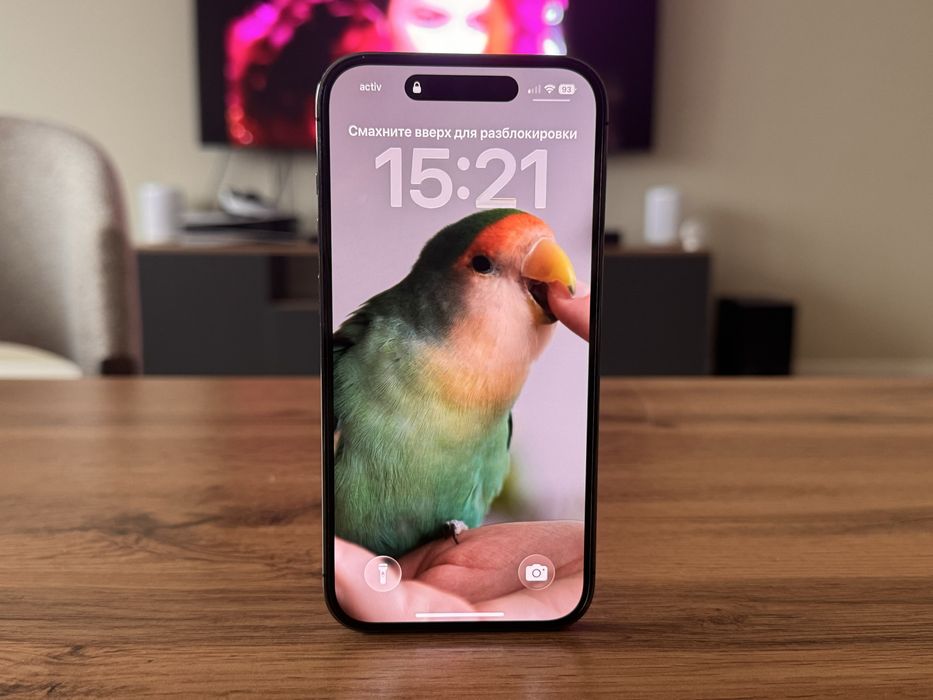 iPhone 14 Pro со свежей батареей