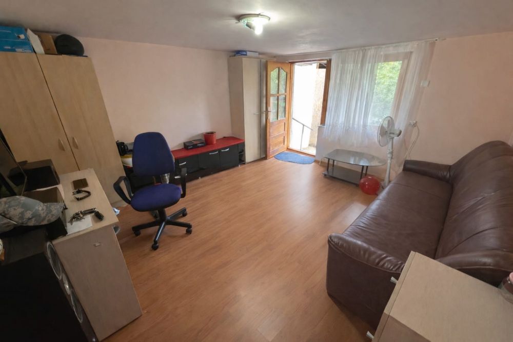 Casa 4 camere plus garaj