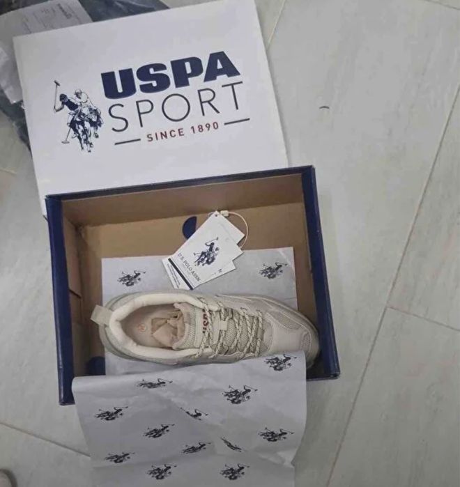 Uspa Ralph lauren бежови маратонки