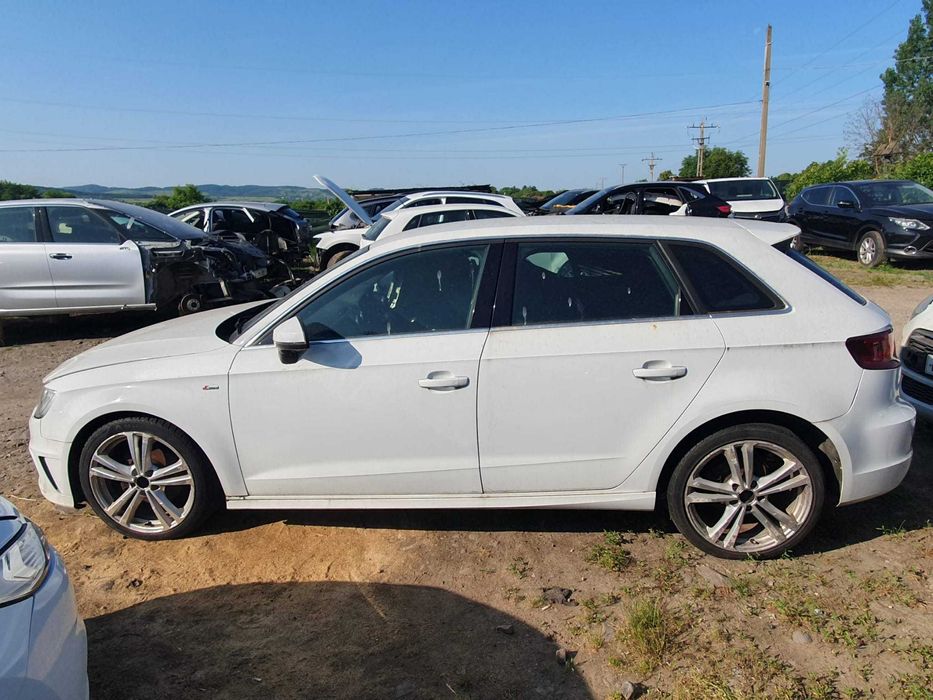 Dezmembrez Audi A3 8V S Line 2.0 TDI 2015