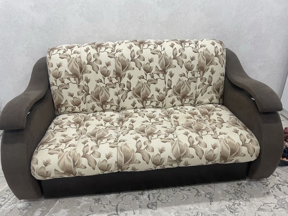 продается диван, производство Россия