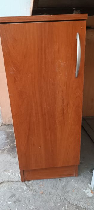 Продам рабочий стол (парта) и тумба