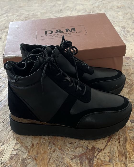 Зимние ботинки почти новые